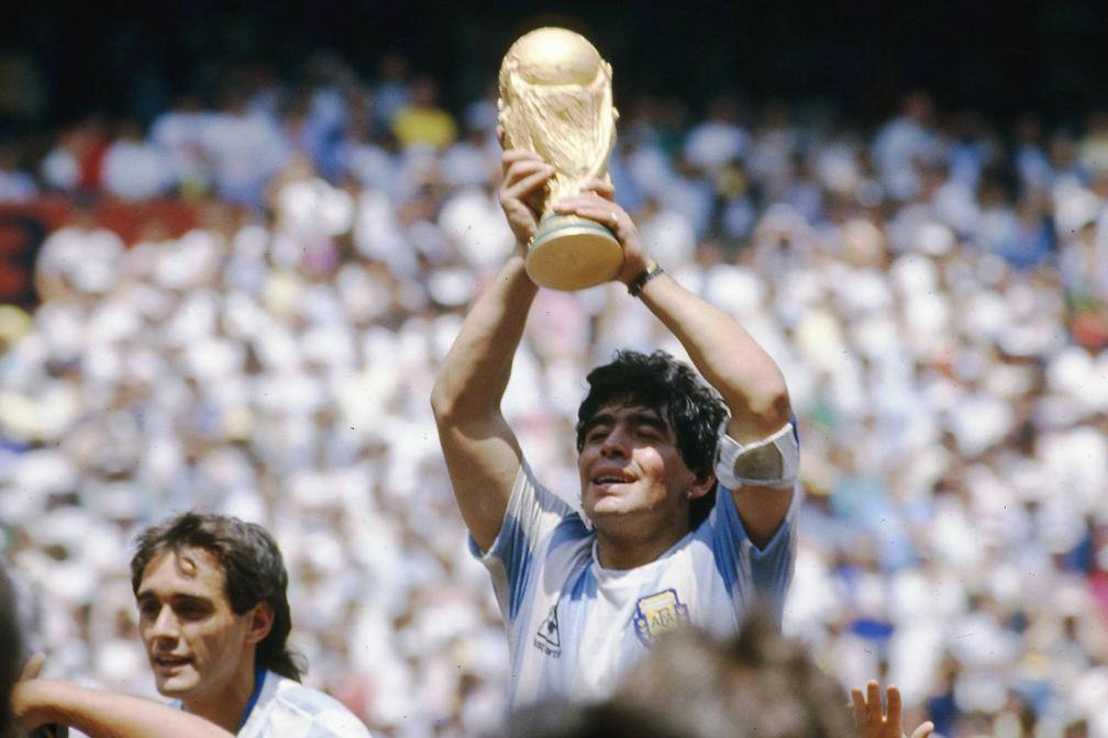 Maradona : les huit professionnels de santé du célèbre joueur jugés pour homicides involontaire